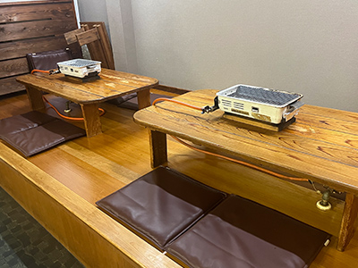 あみ焼　樽の内観