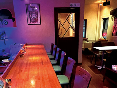 Bar Cozyの内観